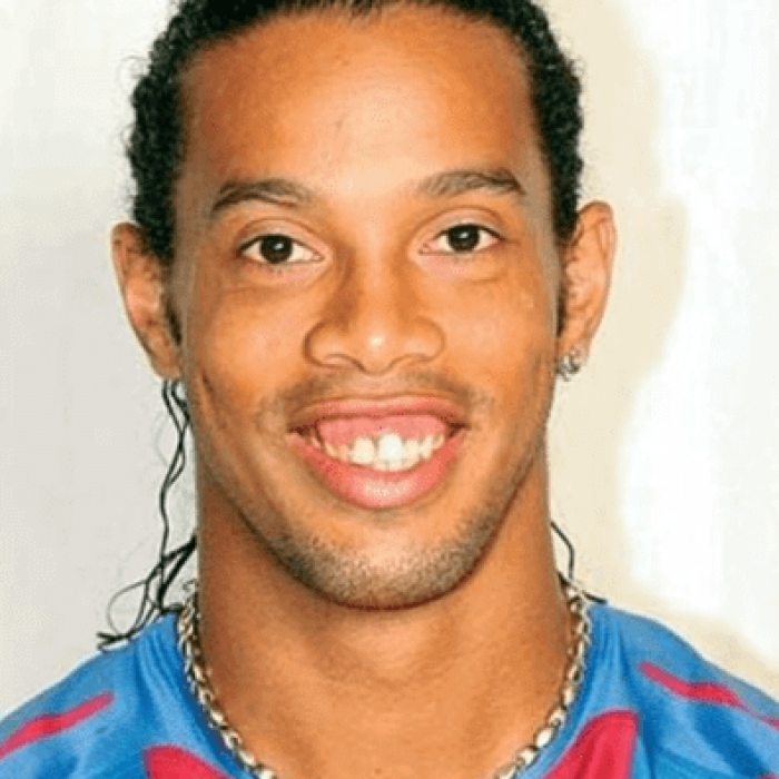 RONALDINHO Birthday